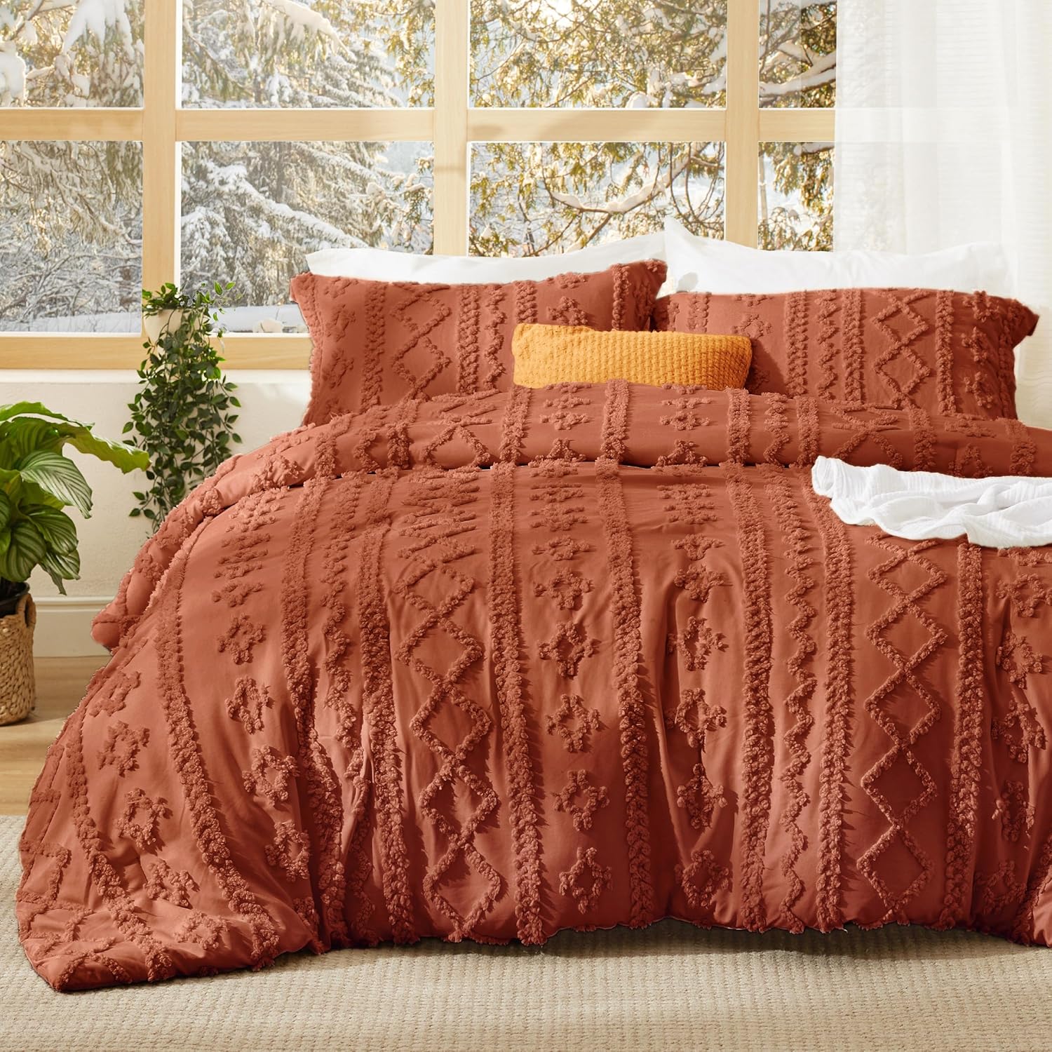 Bedsure Tufted Boho Comforter Set King Size - Beige Boho Bed Set, GentleSoft™ 3 Pieces Farmhouse Shabby Chic Embroidery Bedding, Gifts for Woman, Soft Jacquard King Comforter for All Seasons