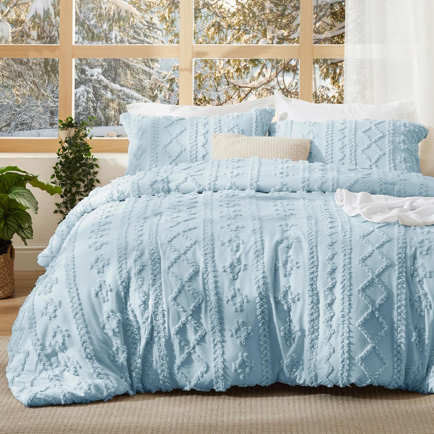 Bedsure Tufted Boho Comforter Set King Size - Beige Boho Bed Set, GentleSoft™ 3 Pieces Farmhouse Shabby Chic Embroidery Bedding, Gifts for Woman, Soft Jacquard King Comforter for All Seasons
