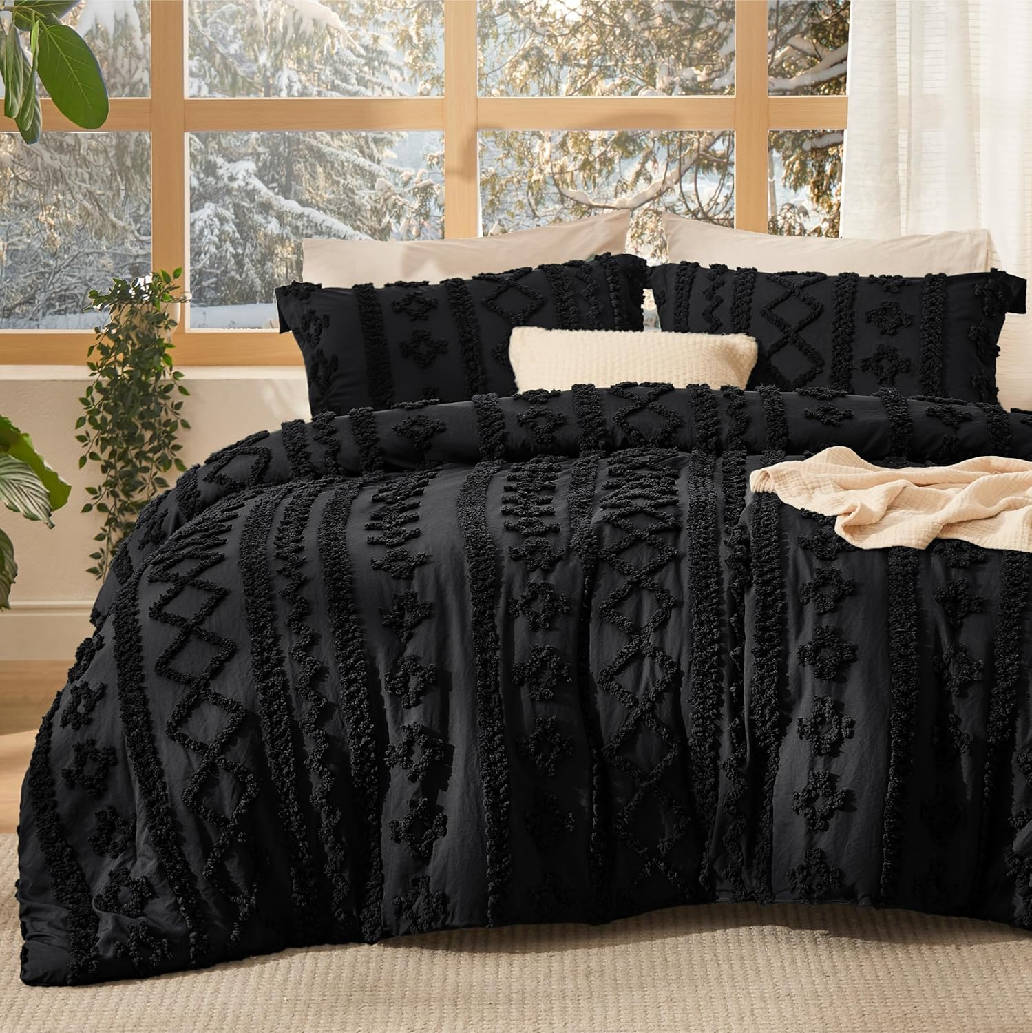 Bedsure Tufted Boho Comforter Set King Size - Beige Boho Bed Set, GentleSoft™ 3 Pieces Farmhouse Shabby Chic Embroidery Bedding, Gifts for Woman, Soft Jacquard King Comforter for All Seasons